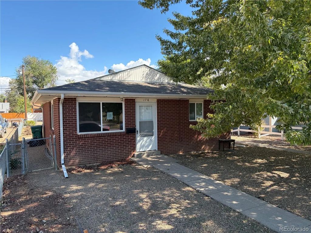 176 N 6th Avenue, Brighton