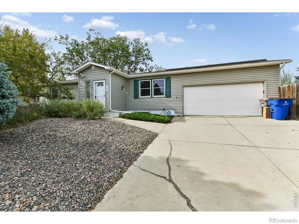 100 Flora Court, Frederick