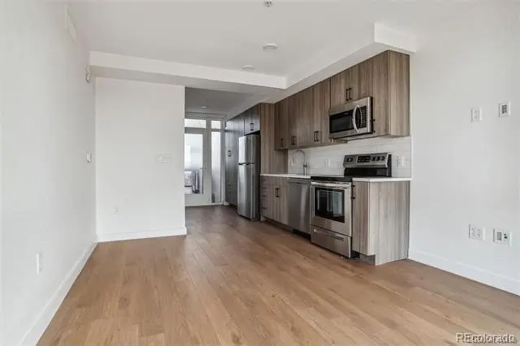3575 Chestnut Place 206, Denver