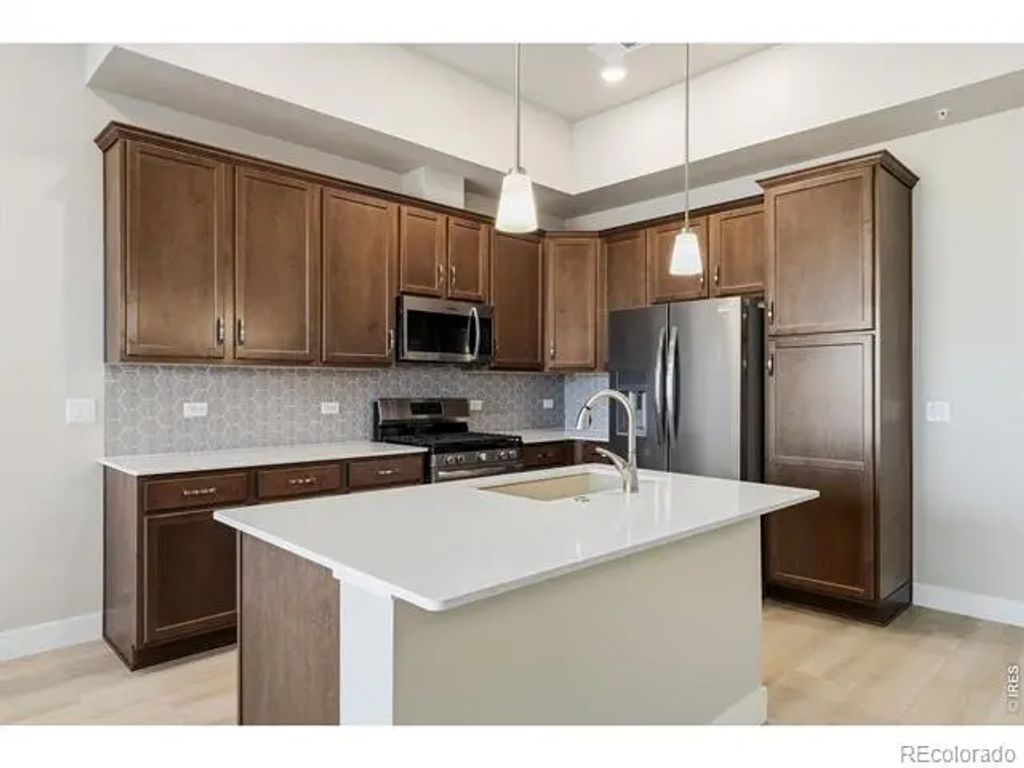6794 School House Drive 204, Timnath