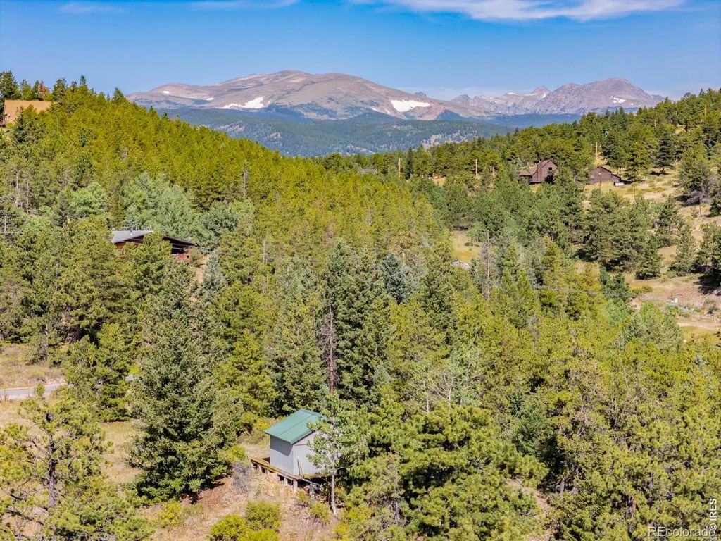 134 Hurricane Hill Drive, Nederland