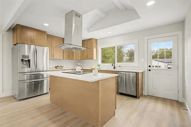 1242 S Seneca Way, Denver