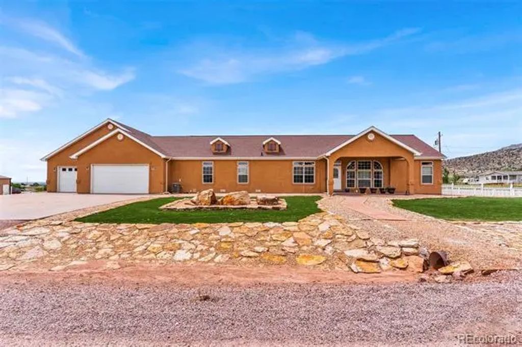 744 North Street, Canon City