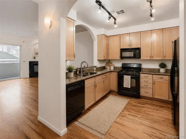 1489 N Steele Street 114, Denver