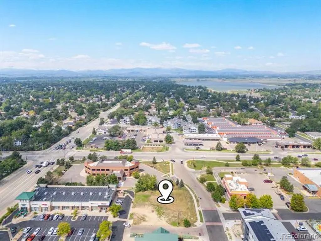 2322 17th Avenue, Longmont