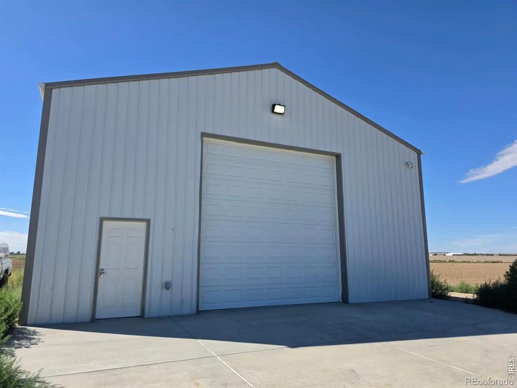 5637 County Road H, Wiggins