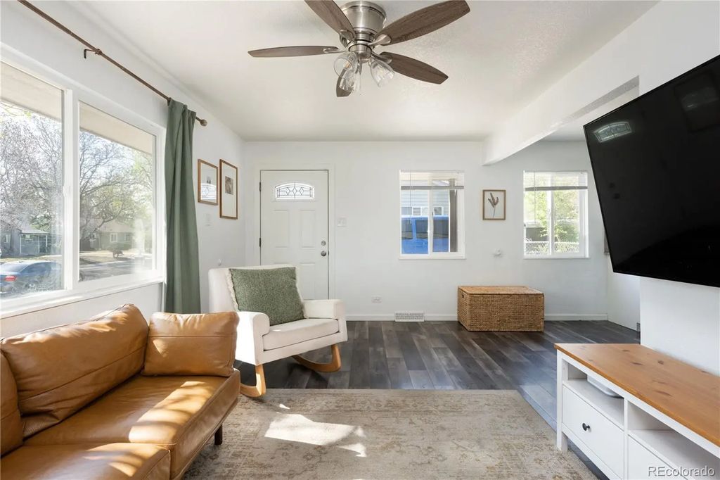 2325 S King Street, Denver