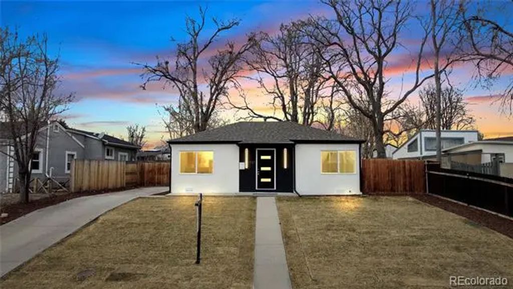 1551 W Hoye Place, Denver