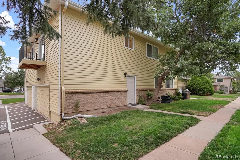 3351 S Field Street 149, Lakewood