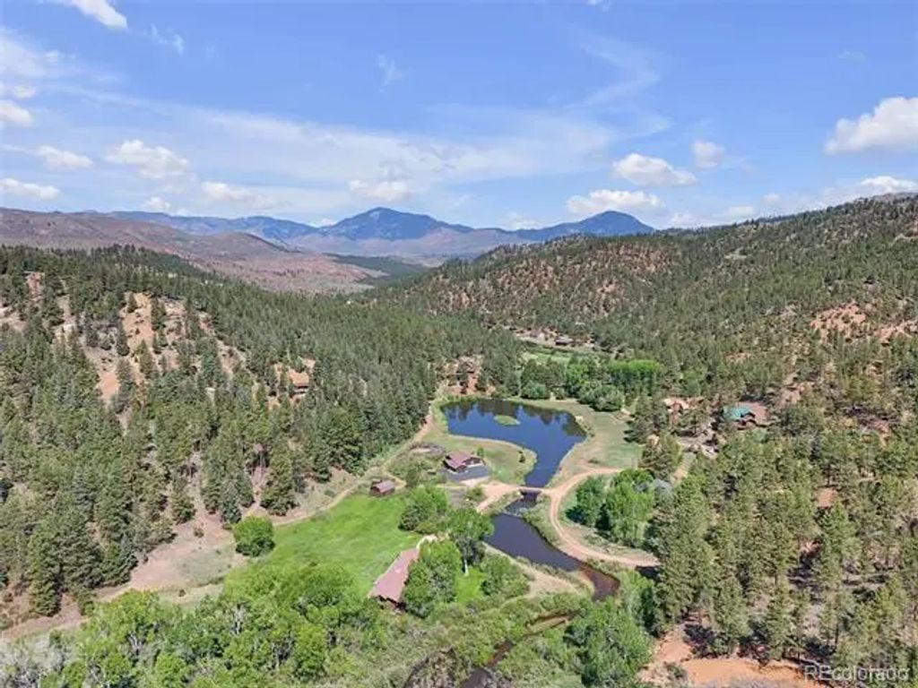 9987 Overlook Road, Sedalia