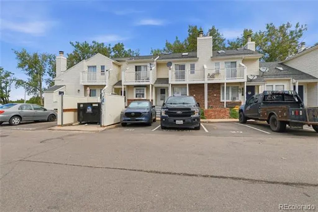 17113 E Ford Drive, Aurora