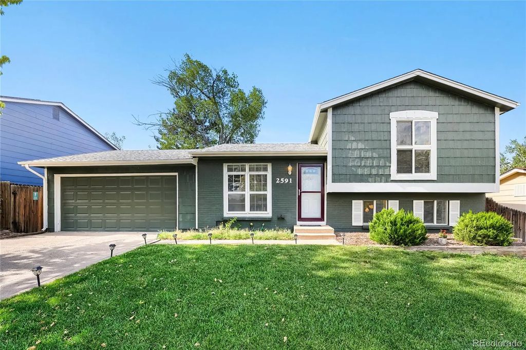 2591 S Naples Way, Aurora