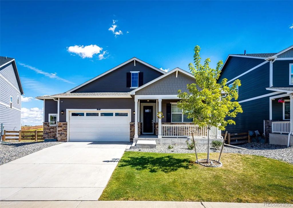 120 Racer Street, Bennett