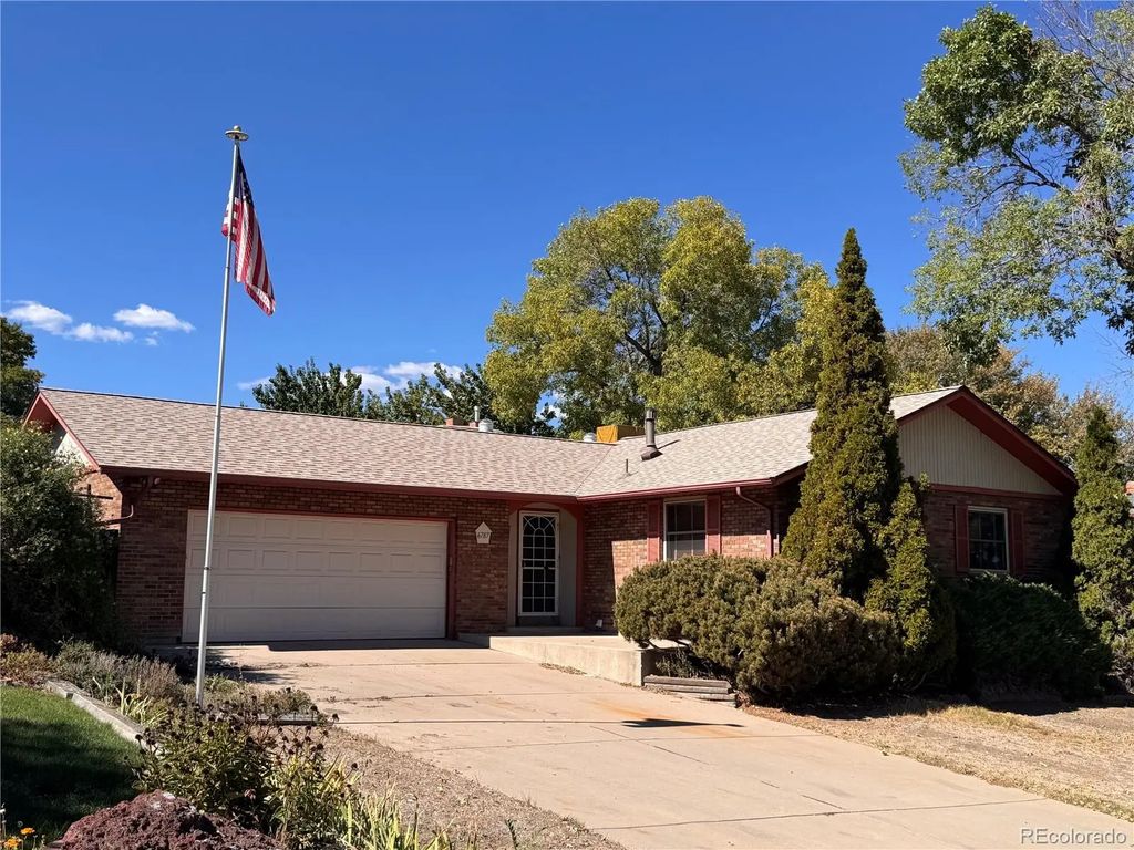 6787 Ames Street, Arvada