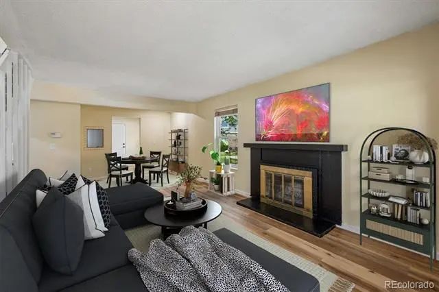 1521 S Owens Street 15, Denver
