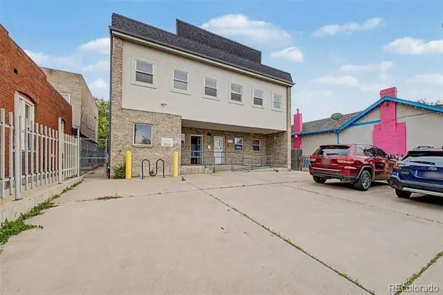 2380 S Broadway, Denver