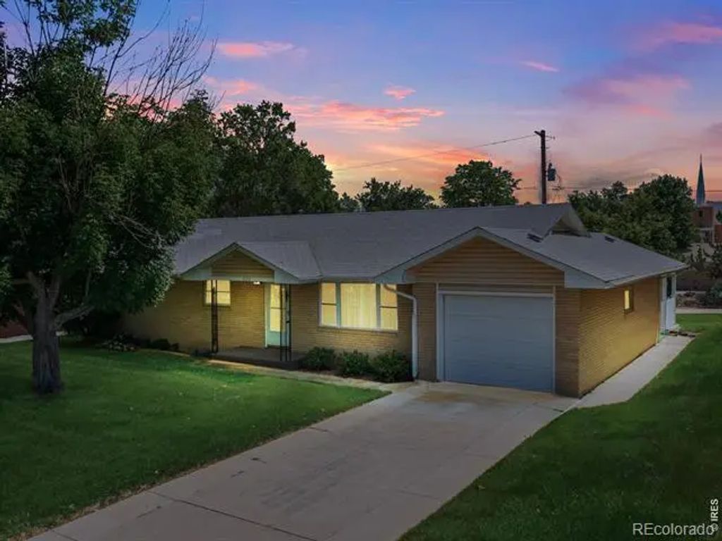 820 10th Street, Berthoud