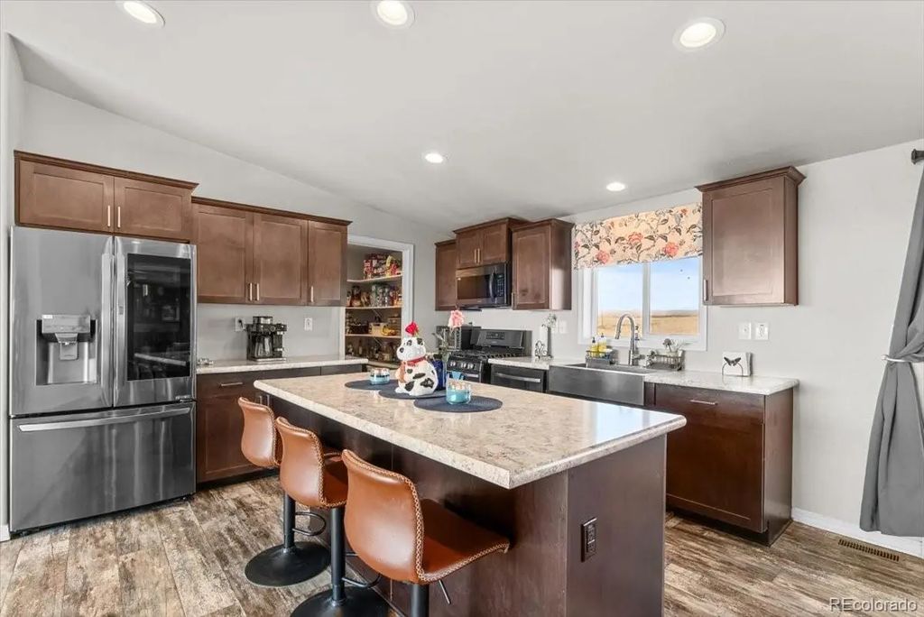 54435 County Road 21, Carr