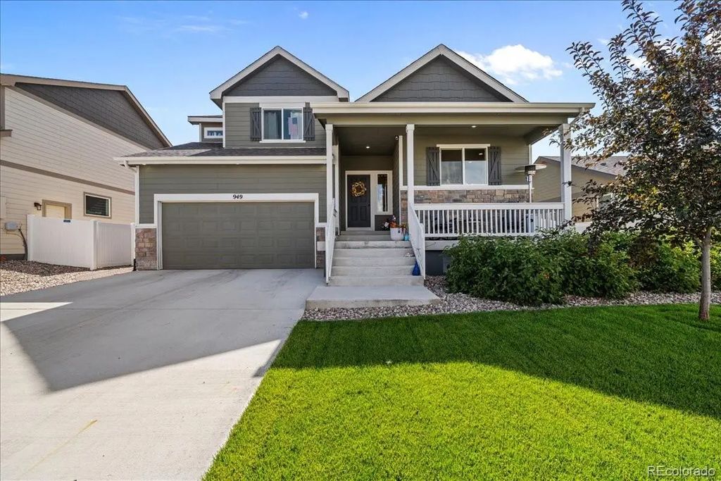 949 Ashbrook Drive, Windsor