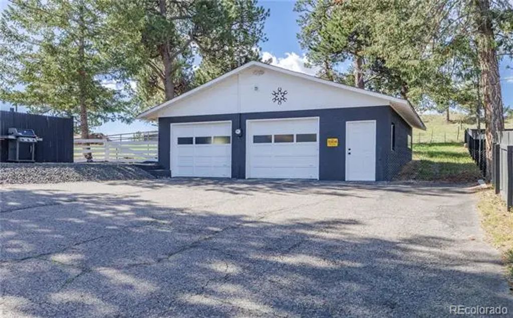 Tbd Hilltop Drive, Evergreen