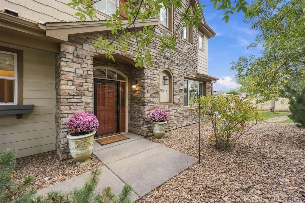 11369 Navajo Circle A, Westminster