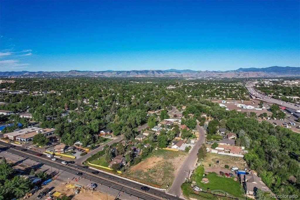 4711 Wadsworth Boulevard, Wheat Ridge