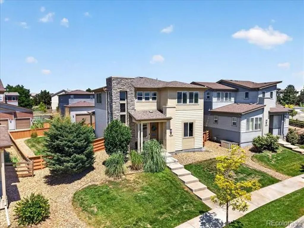 10249 Southlawn Circle, Commerce City