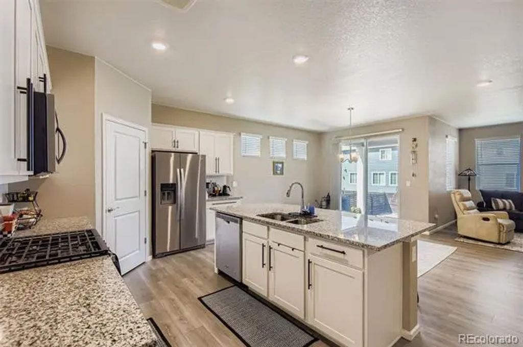 27227 E Maple Avenue, Aurora