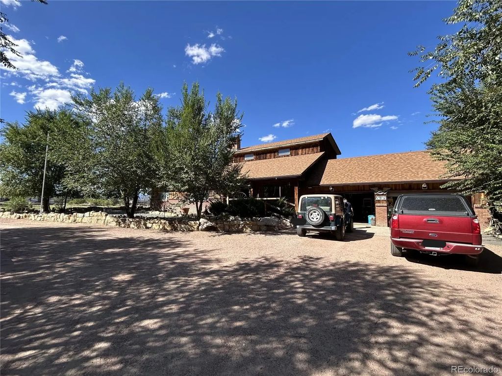 5281 State Highway 115, Florence
