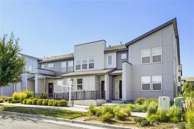 16214 E 47th Drive, Denver
