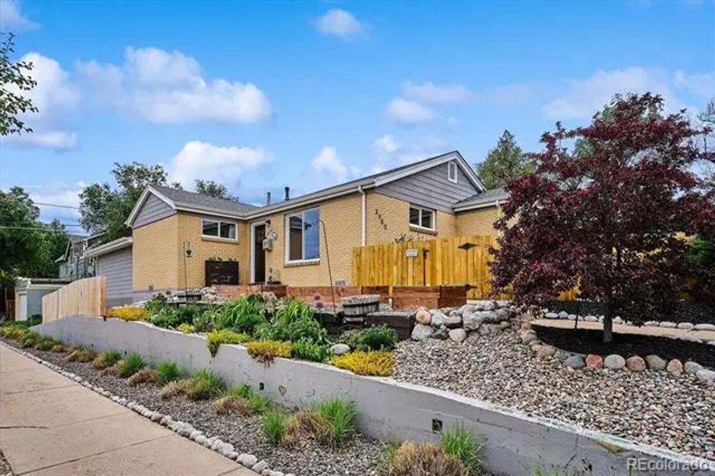 3560 N Steele Street, Denver