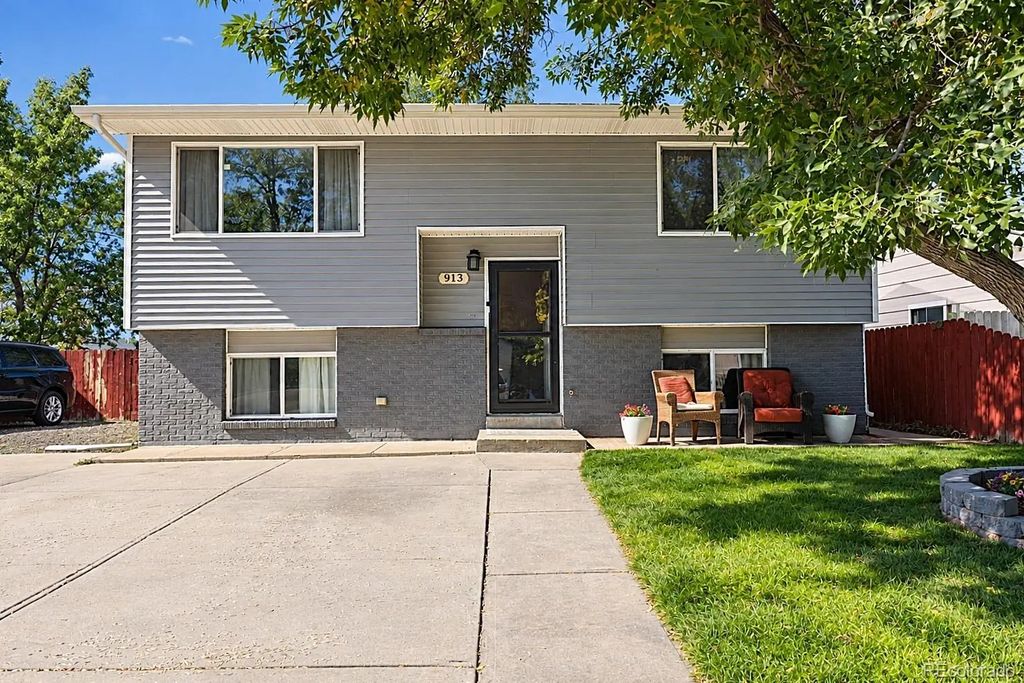 913 Cottonwood Court, Fort Lupton