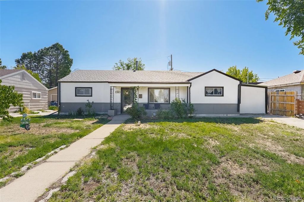 708 Zion Street, Aurora