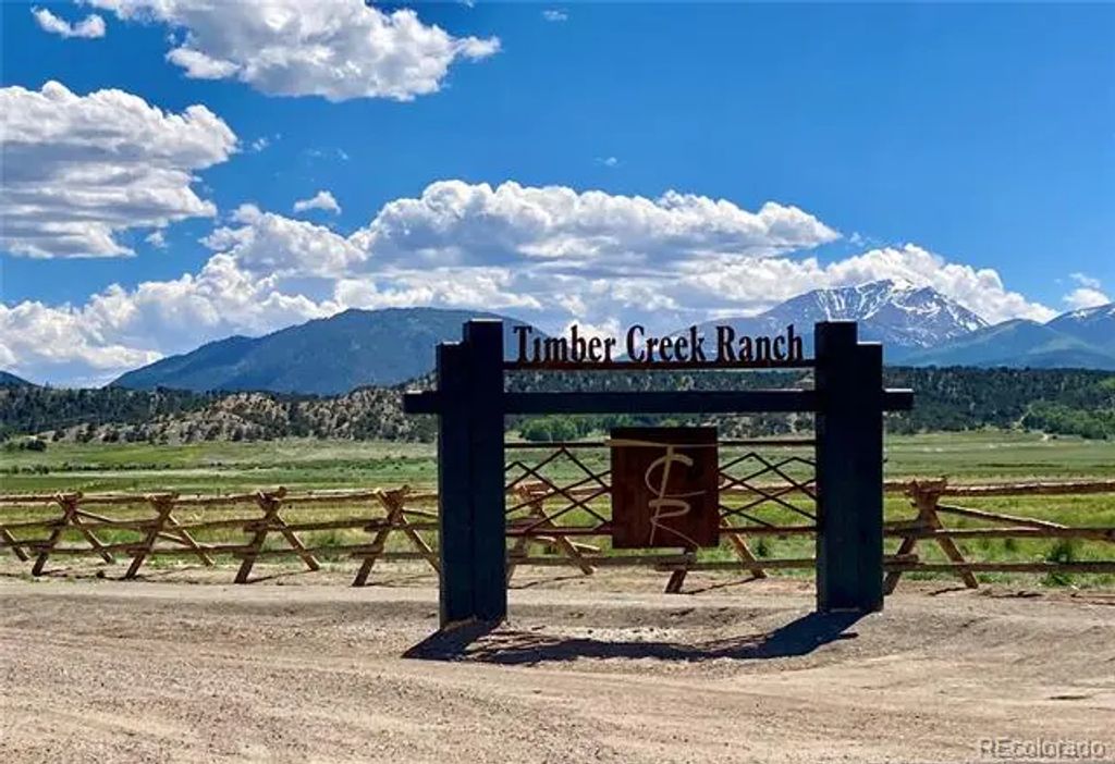 9115 Sheridan Loop, Salida