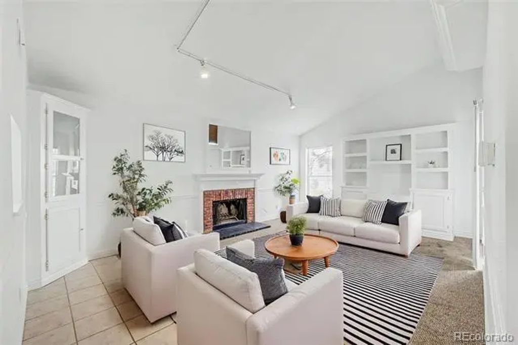 3872 S Fraser Street O11, Aurora