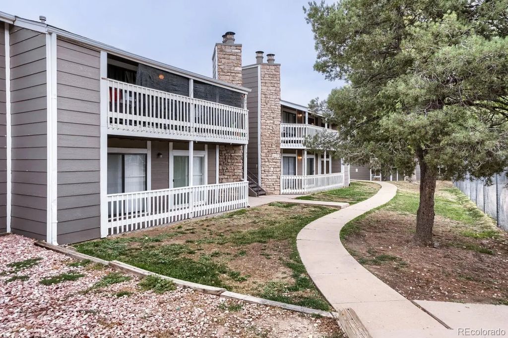 18094 E Ohio Avenue 104, Aurora