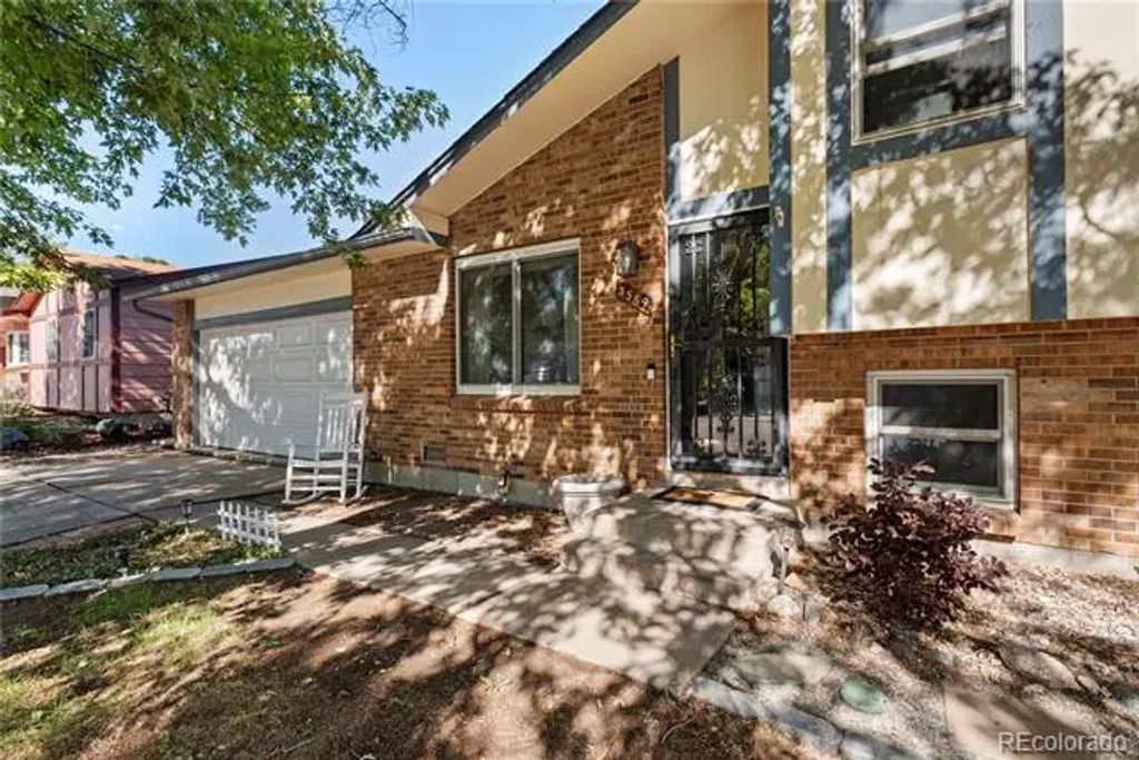 3569 S Newland Street, Denver