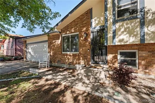 3569 S Newland Street, Denver