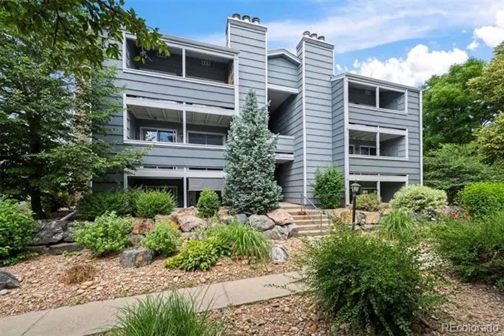 4682 White Rock Circle 9, Boulder