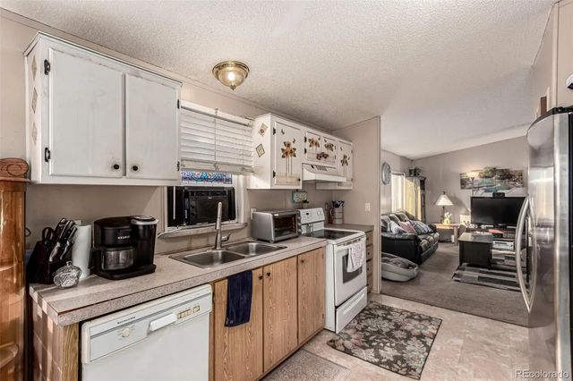 2885 E Midway Boulevard, Denver