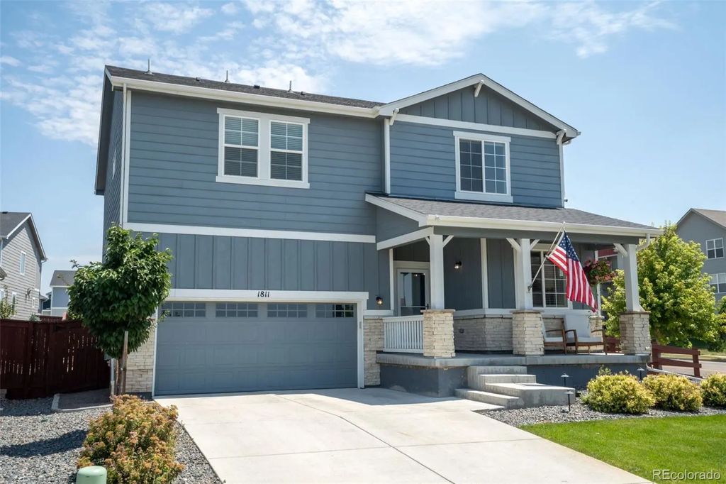 1811 Branching Canopy Drive, Windsor
