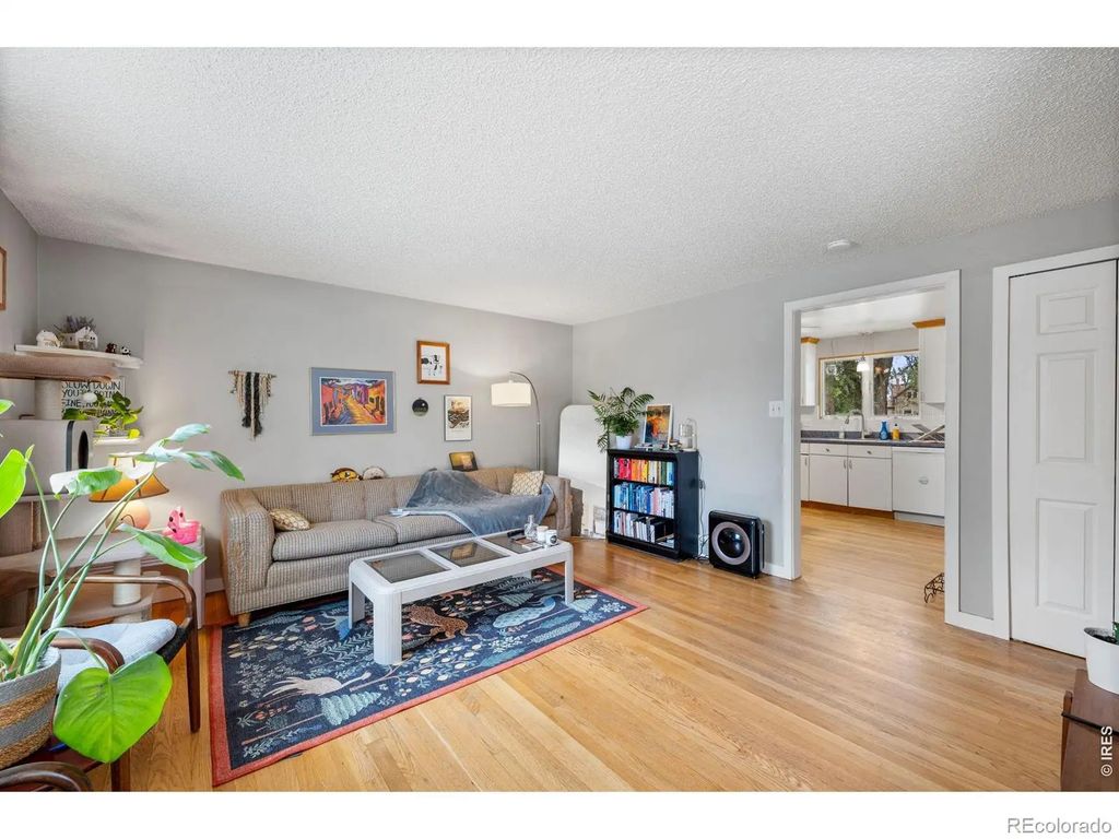 1266 Lanyon Lane, Longmont