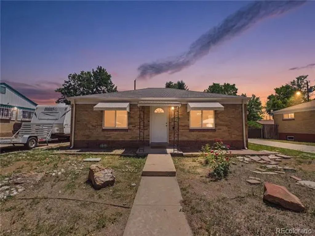 1334 S Decatur Street, Denver