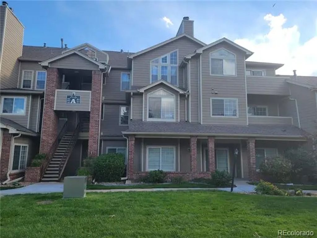 4760 S Wadsworth Boulevard A201, Denver