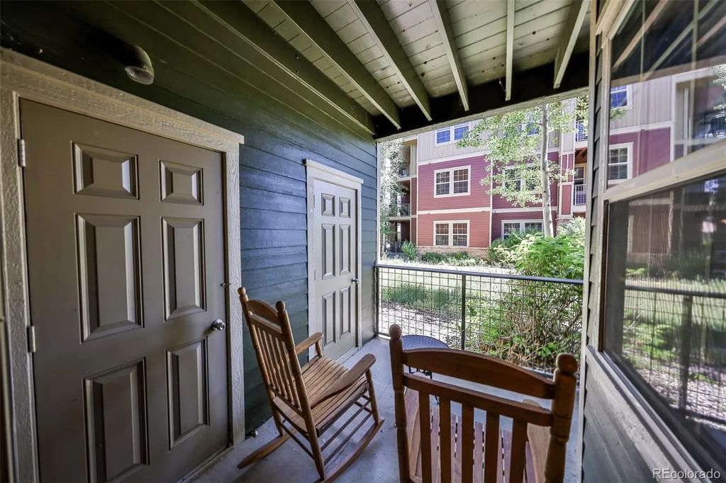160 Village Road F105, Granby
