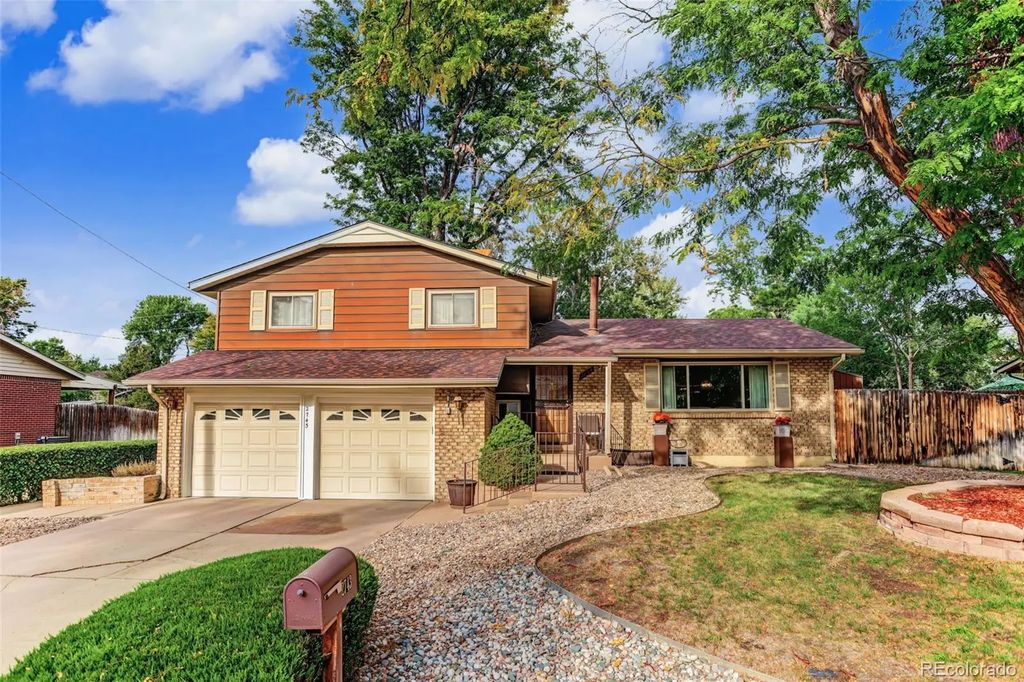 2743 S Saulsbury Street, Denver