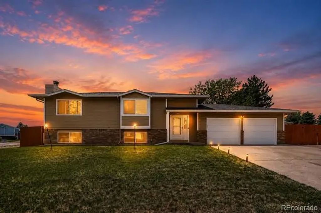 4240 Chenango Drive, Colorado Springs