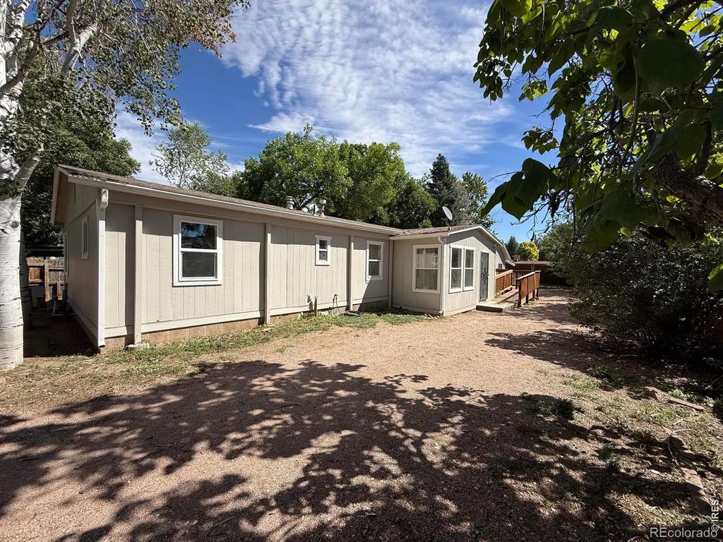 728 Rene Drive, Fort Collins