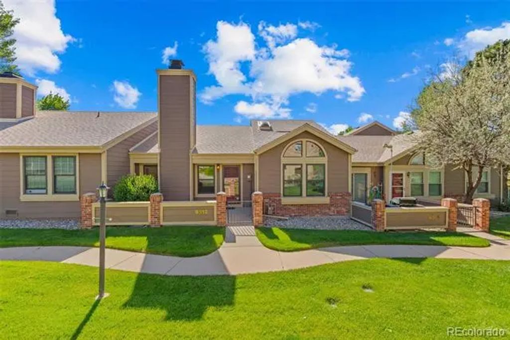 6512 Foxdale Circle, Colorado Springs