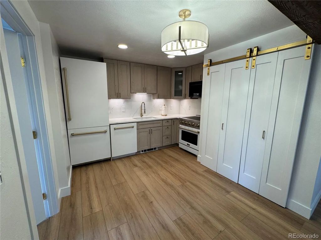 3237 Redstone Road 11a, Boulder